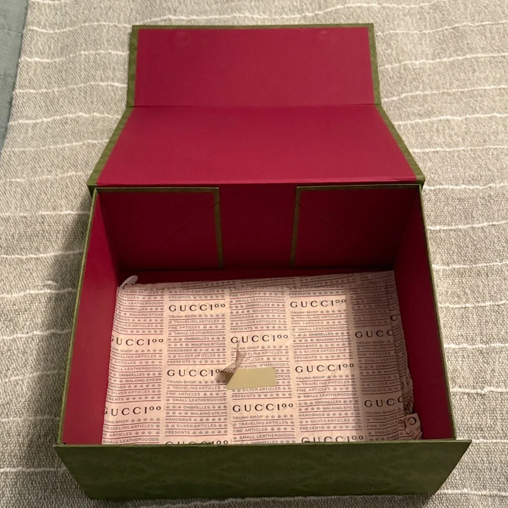 Gucci authentic Olive Green Decorative Box